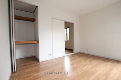 【居間・リビング】 | MAST’Sテルフィス | こちらのリビングで趣味の時間をお楽しみください
マストテルフィス　101号室　2022年4月14日