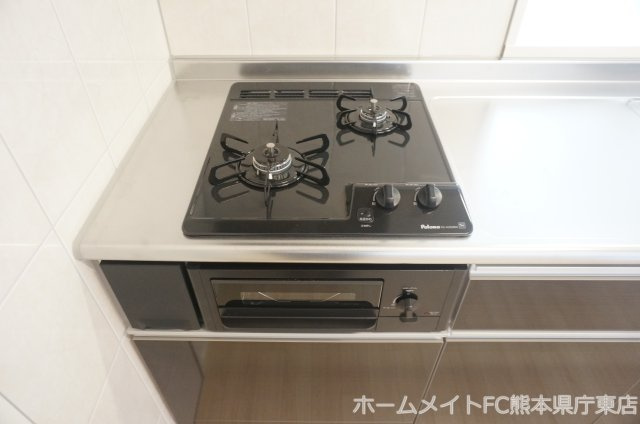 上益城郡益城町大字福富のアパートのキッチン