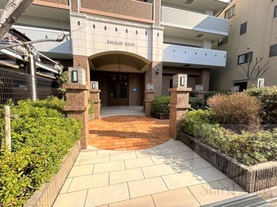 【エントランス】 | エスリード九条 | 落ち着いたエントランスです