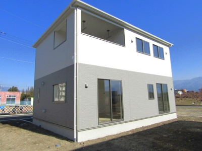 【外観】 | クレイドルガーデン山梨市大野第3　2号棟 | おしゃれな外観です