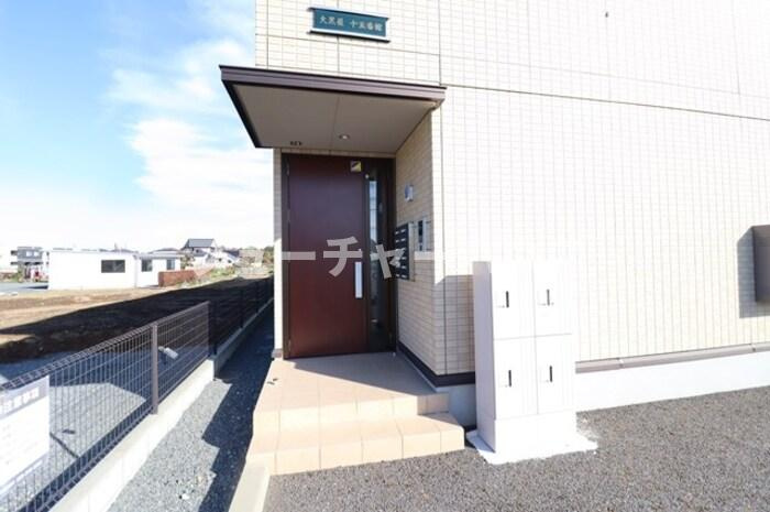 大黒屋　十五番館のエントランス