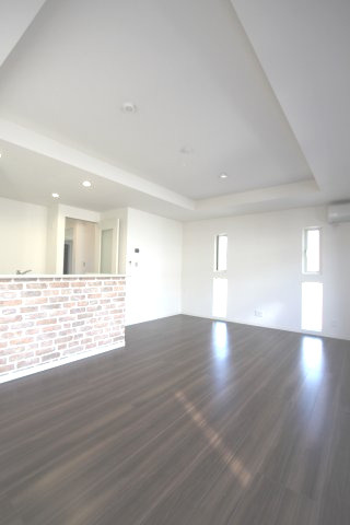 【居間・リビング】 