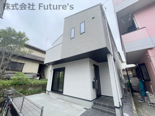 三郷市谷中　新築戸建　全1棟の外観|つくばエクスプレス「三郷中央」駅徒歩10分の好立地