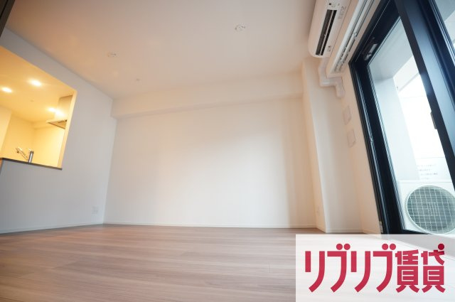 オーパスレジデンス千葉駅前の居間・リビング