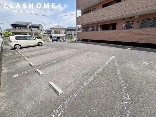 Fresca野畑　　　刈谷市近郊の賃貸はクラスホーム　　の駐車場