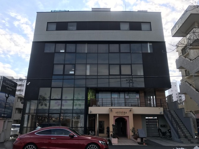 さいたま市南区白幡３丁目の店舗一部