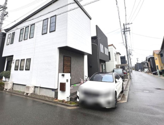 【前面道路含む現地写真】