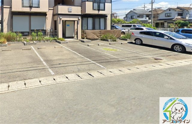 サンライフ中野の駐車場