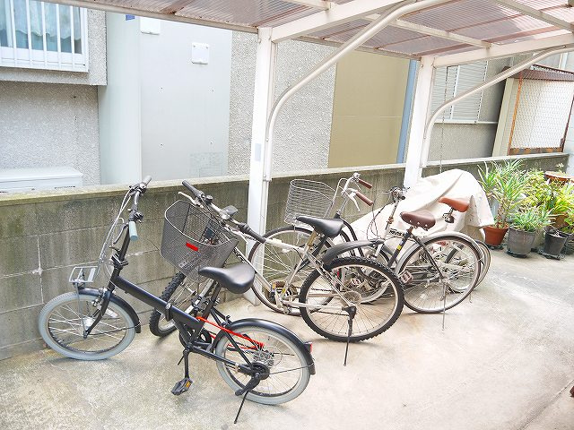 新大ビルのその他共用部分|駐輪場