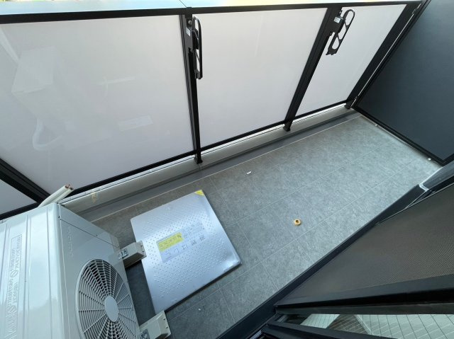 レジュールアッシュ谷町四丁目グランクラスのバルコニー