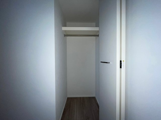 レジュールアッシュ谷町四丁目グランクラスの収納