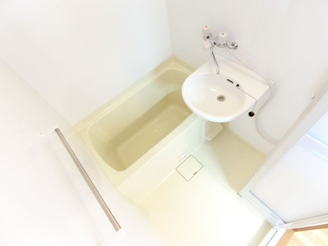 クローバーハウスの浴室