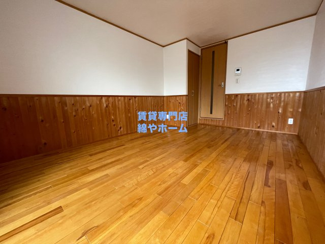 シェルメゾン住之江の寝室|広くて明るい寝室