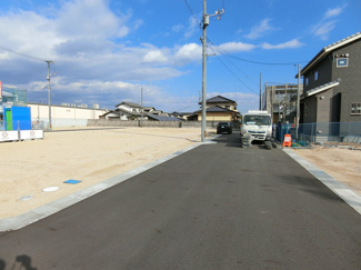 【前面道路含む現地写真】 | 前面道路です。