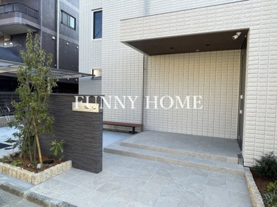 【エントランス】 | シューフルール | エントランスはこちら♪