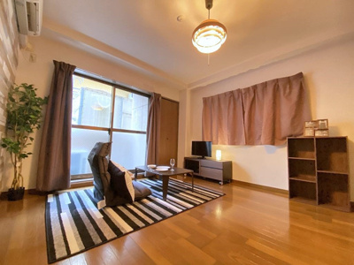 【居間・リビング】 | ピュア箱崎弐番館 | 別号室の写真になります。現況優先。