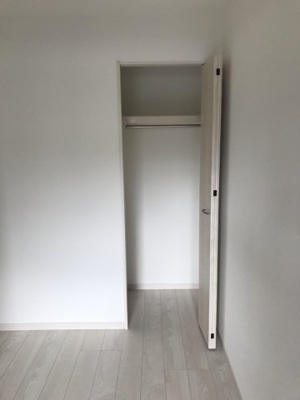 【収納】 | リタリッチ寺塚 | 別号室の写真になります。現況優先。