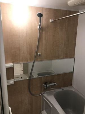 【浴室】 | リタリッチ寺塚 | 別号室の写真になります。現況優先。