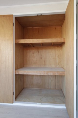 【収納】 | アルテハイム井尻 A | 別号室の写真になります。現況優先。