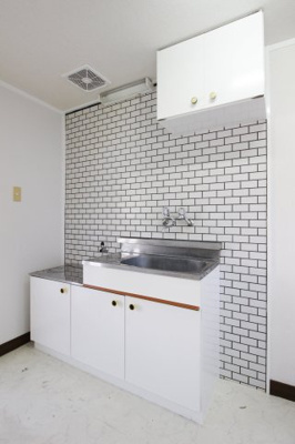 【キッチン】 | アルテハイム井尻 A | 別号室の写真になります。現況優先。