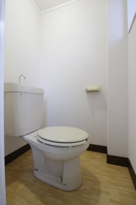 【トイレ】 | アルテハイム井尻 A | 別号室の写真になります。現況優先。