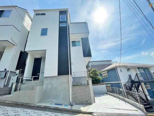 上永谷駅/横浜市港南区野庭町 中古戸建【仲介手数料無料】の外観