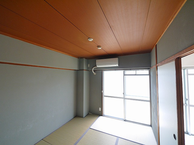 大和ビルマンションBの和室