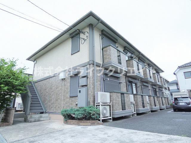 エトワール多摩平の外観