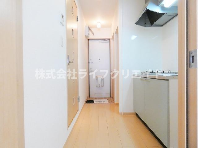 エトワール多摩平の玄関