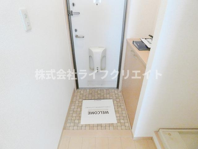 エトワール多摩平の玄関