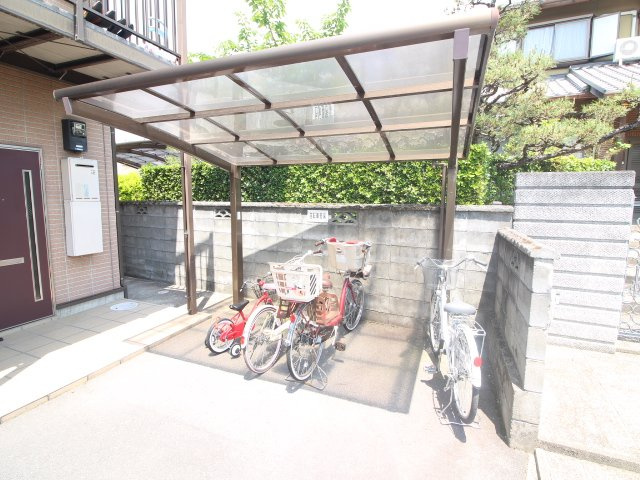メゾン小西のその他共用部分|駐輪場