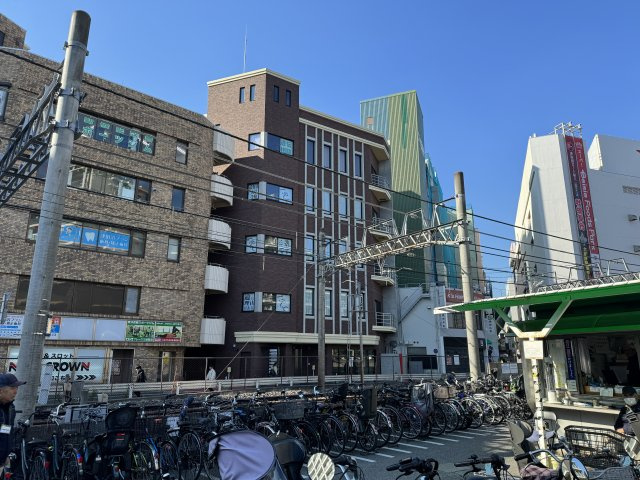 松栄ビル弐号館の外観