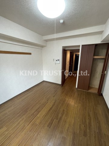 シャトー西天満の居間・リビング|使いやすいリビングです