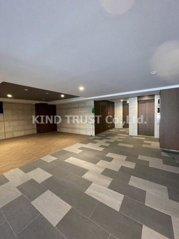 ファーストフィオーレ梅田イーストのロビー