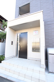 住まう人を迎えるエントランス！
