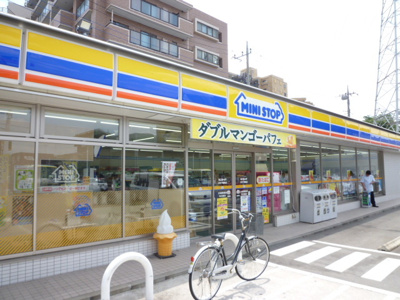 コンビニ