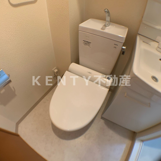 【トイレ】 | クレイシア西蒲田 | 清潔感のあるトイレです