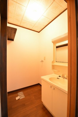 【洗面所】 | サンライフ石沢 | 洗濯機置き場