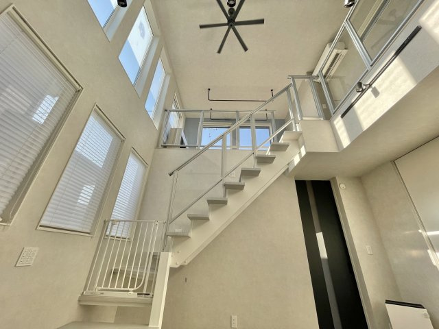 【居間・リビング】 | 清瀬市中清戸2丁目　中古戸建