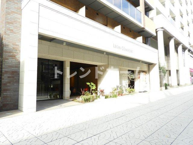 レオンコンフォート本町東Ⅲのエントランス|選べる家電プランあり！！