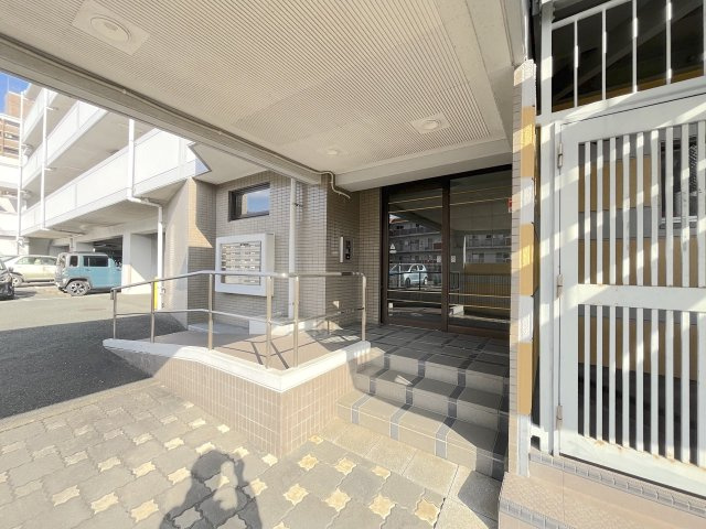 アーサー春日リベックスのエントランス