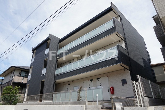 リブリ・ひゅーきの外観