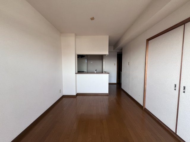 プレステージ西明石Ⅲの居間・リビング