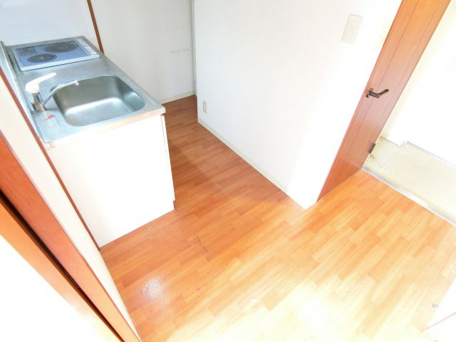 エムス金剛Ⅱのキッチン|反転タイプ有