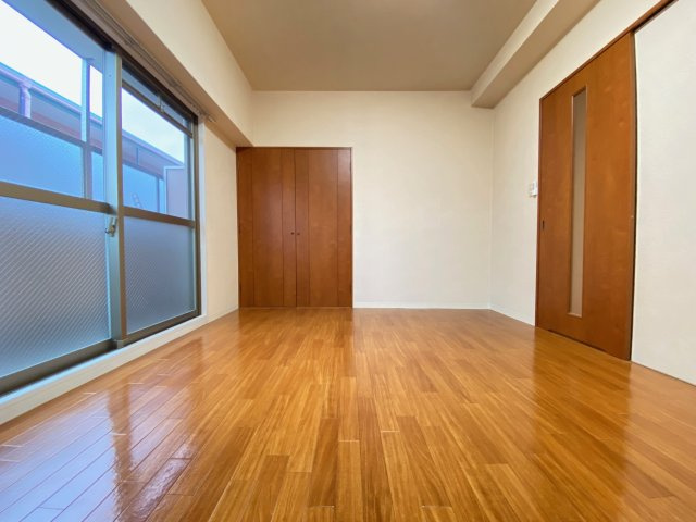 エムス金剛Ⅱの洋室