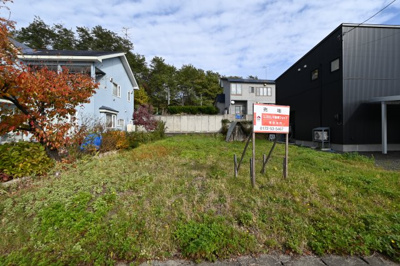 【外観】 | 黒石市ちとせ二丁目　土地 | 外はこのようになっています