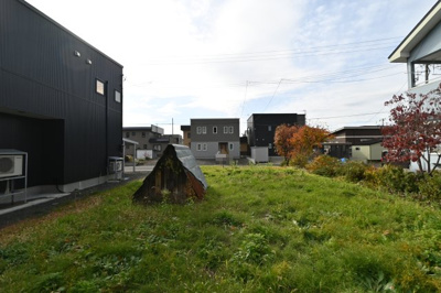 【外観】 | 黒石市ちとせ二丁目　土地 | 外観もきれいです