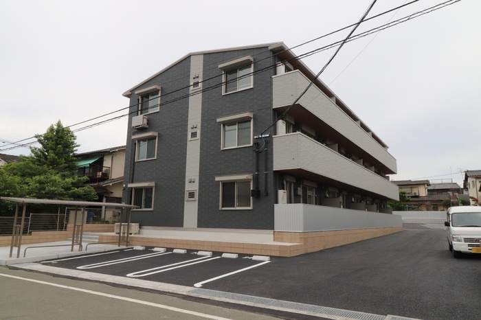 熊本市中央区黒髪２丁目のアパート