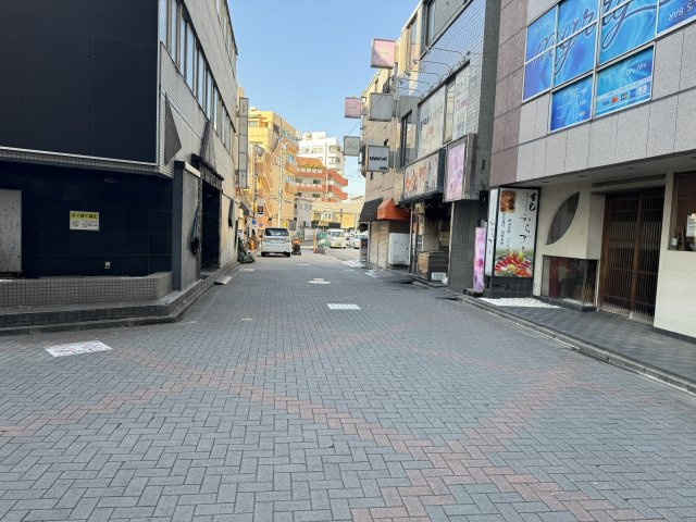 ノバビルの周辺