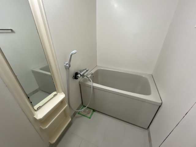 ノーブルハイツの浴室